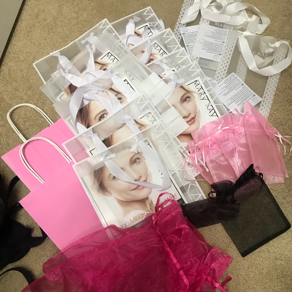 Mary Kay Gift Bag Haul
